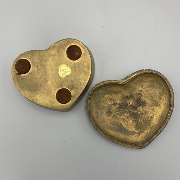 Vintage Mid Century Brass Heart Shaped Lidded Trinket Box Aged Patina Keepsake - Picture 6 of 16